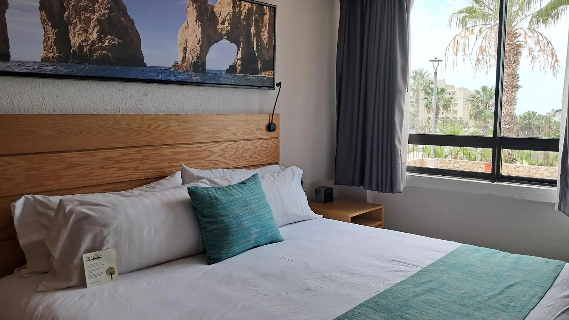 Hotel apartamentowy Sunny Beach Suites Cabo San Lucas Meksyk