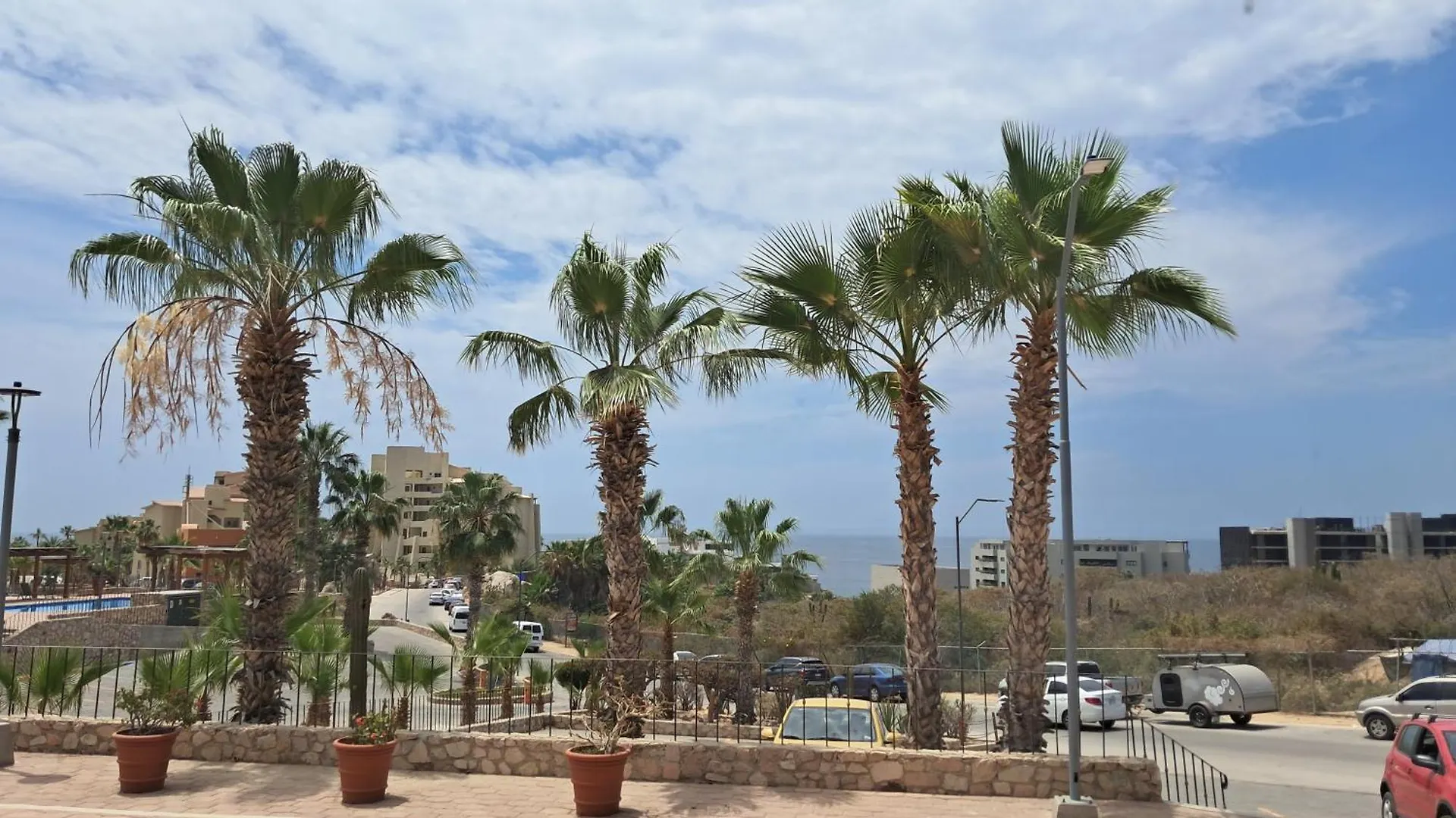Sunny Beach Suites Cabo San Lucas